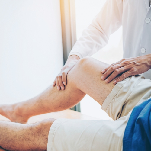 physical-therapy-clinic-knee-pain-relief-hope-physical-therapy-myrtle-beach-sc