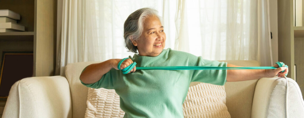 Post-Surgery_Shoulder_Rehab_with_Physical_Therapy